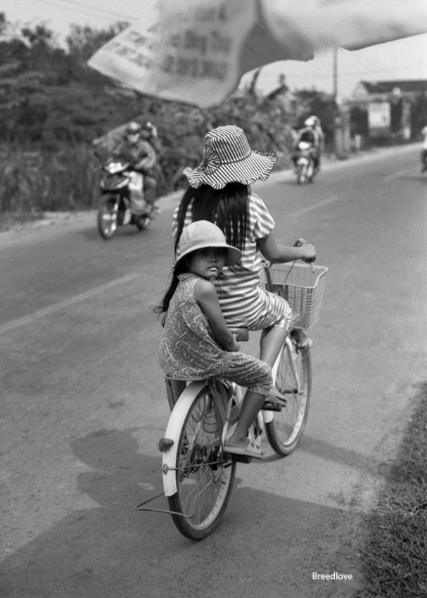 Vietnam school kids