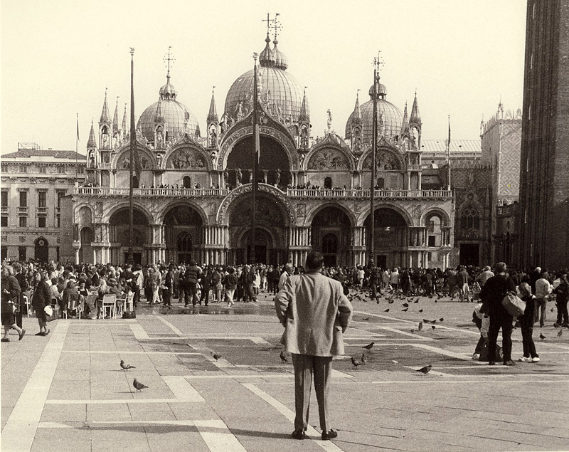 Vojko takes in Piazza San Marco
