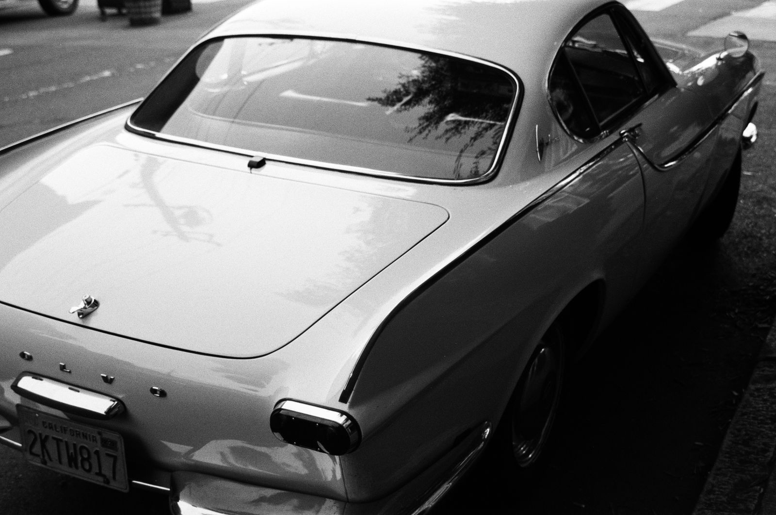 Volvo P1800