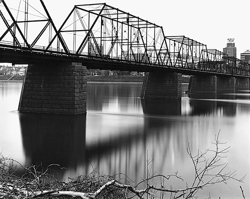 Walnut Street Bridge