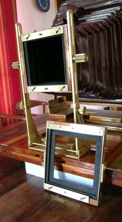 Wisner camera with alternate front standard