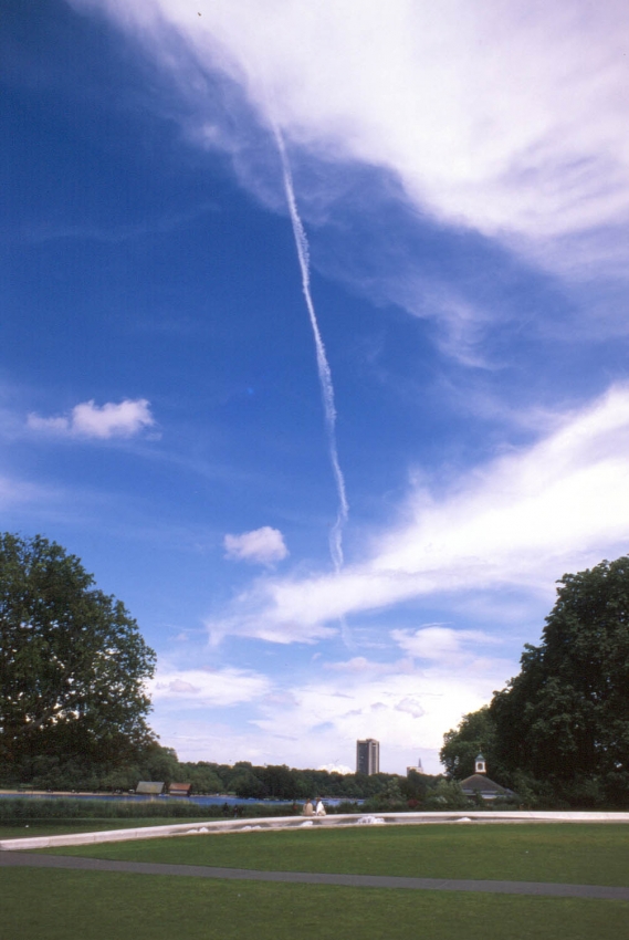X-700 RVP  : London Sky