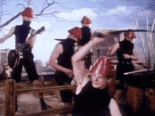 tenor.gif