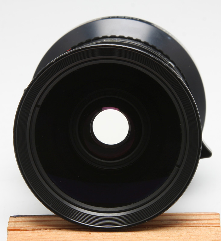 Schneider-Super-Angulon75mmf5-6-Lens-04.jpg