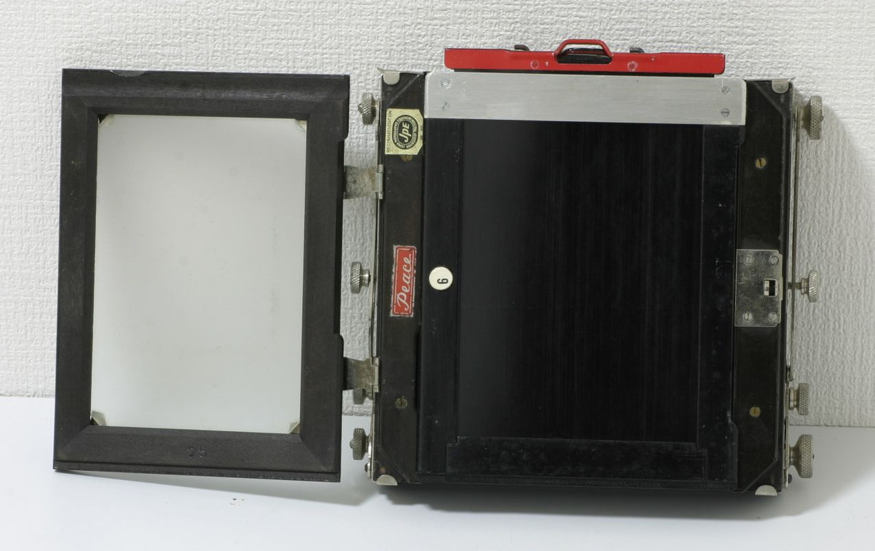 Peace-Half-Plate-Camera-09.jpg