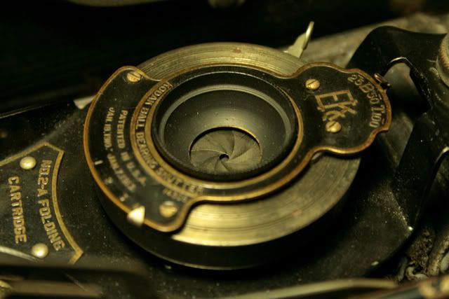 oldcamera3.jpg
