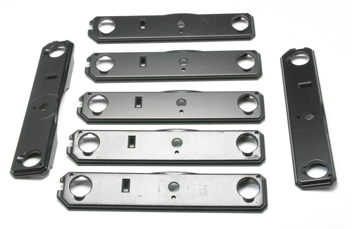 Fujica-G690-Bottom-Covers-01.jpg