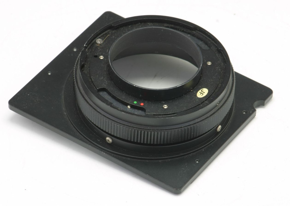 Mamiya-Linhof-Adapter-02.jpg