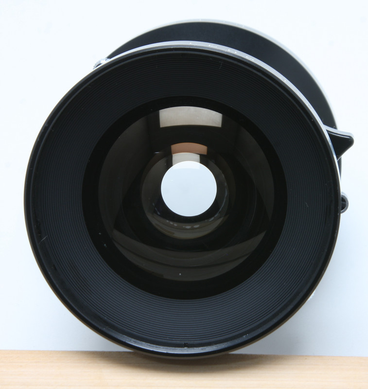 Fujinon-SWD75mmf5-6Lens-04.jpg