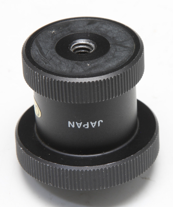 Mamiya-Tripod-Adapter-N-02.jpg