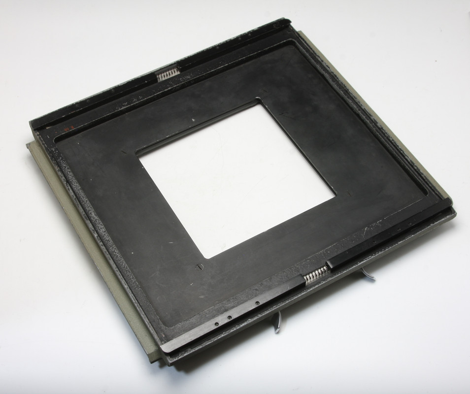 Sinar-Norma8x10-4x5-Reducing-Adapter-02.jpg