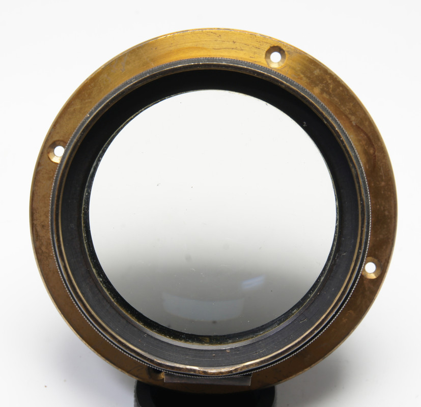 Hermagis-No7-Lens-04.jpg