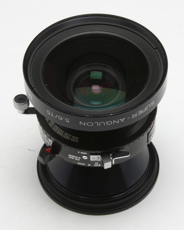Schneider-Super-Angulon75mmf5-6-Lens-01.jpg
