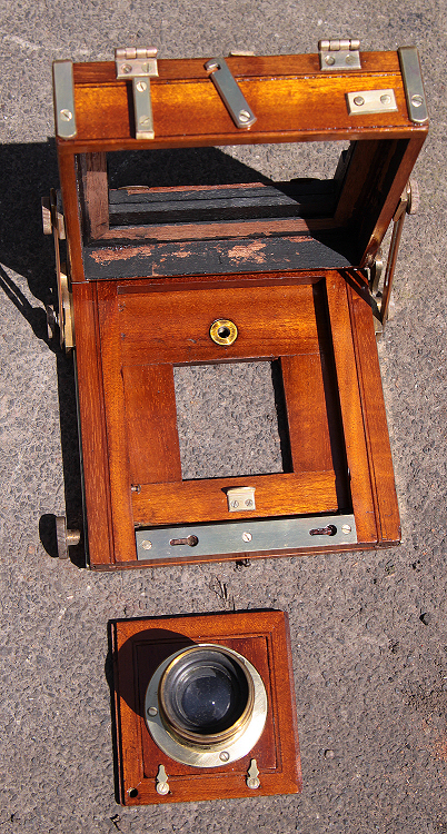 LFcamera3_sm.jpg