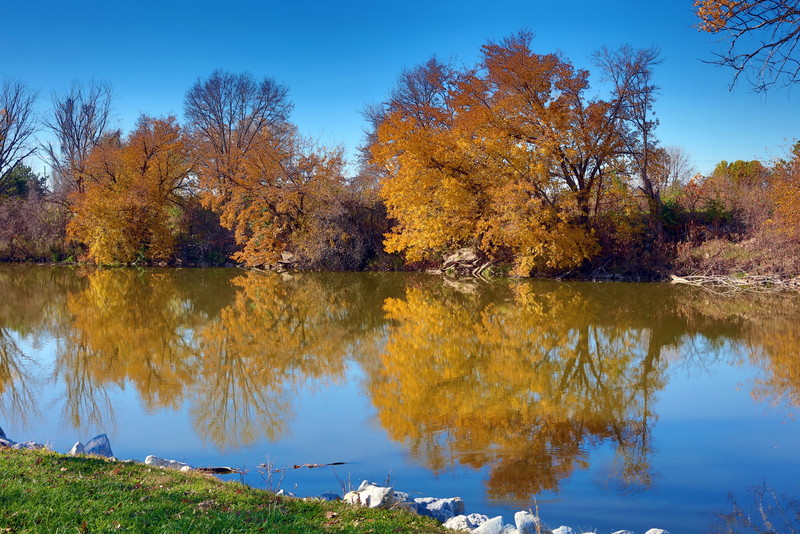 75273-lake31118-c.jpg