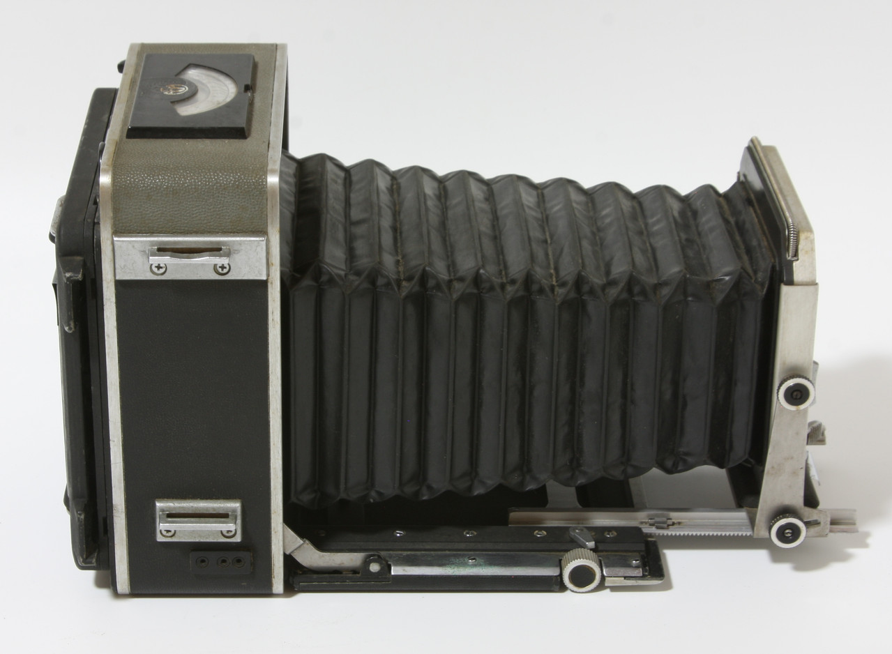 Graflex-Super-Graphic-4x5-Camera-02.jpg