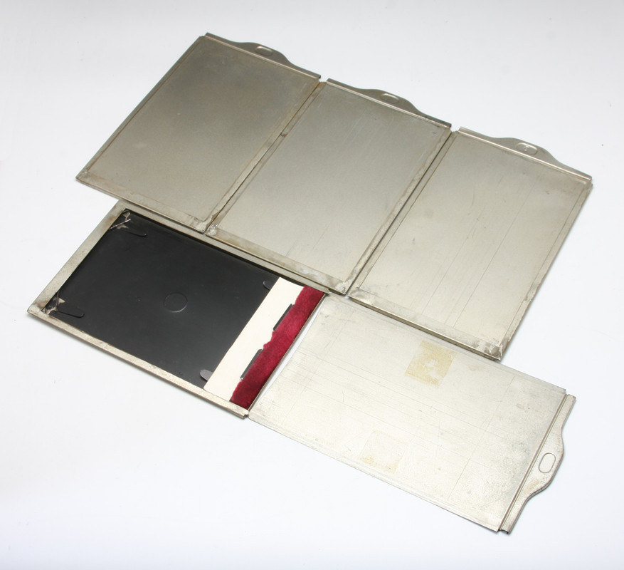 Plaubel-Supra10x15cm-Back-Plate-Holders-04.jpg