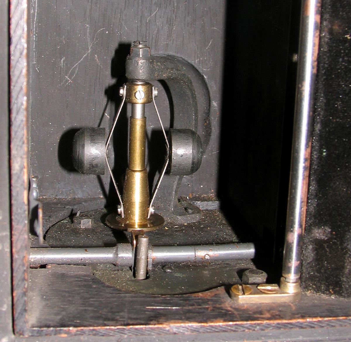 cirkut_10_governor_01.jpg