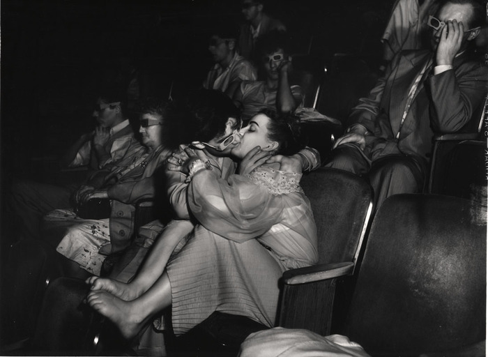 weegee_portfolio_12_450339_displaysize.j