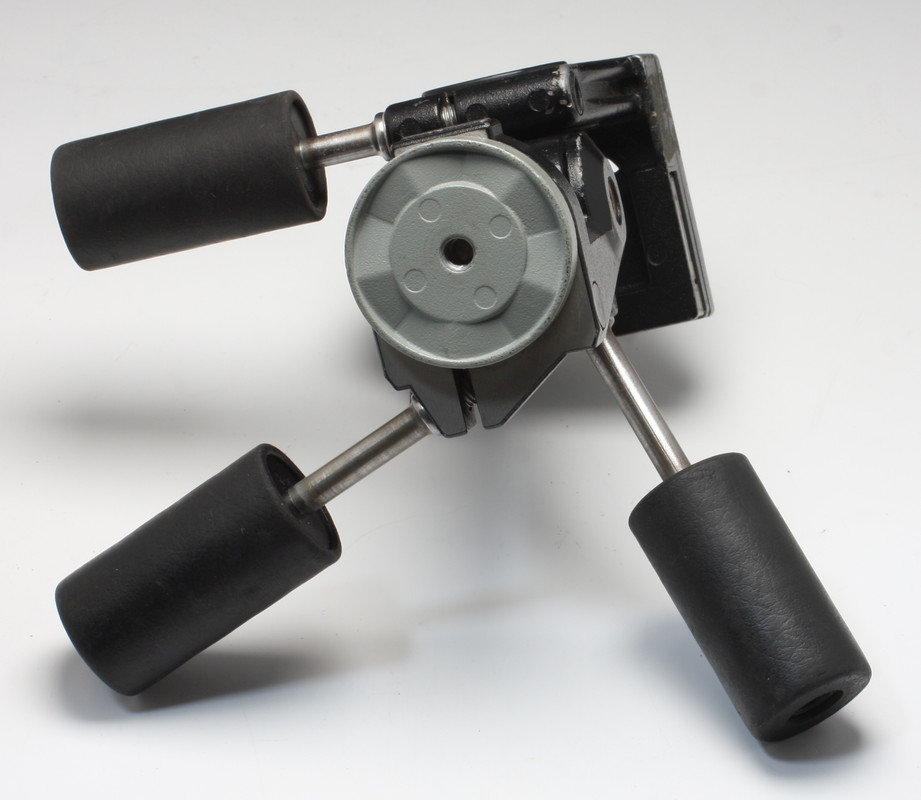 Manfrotto-029-Tripod-Head-New-Style-04.jpg