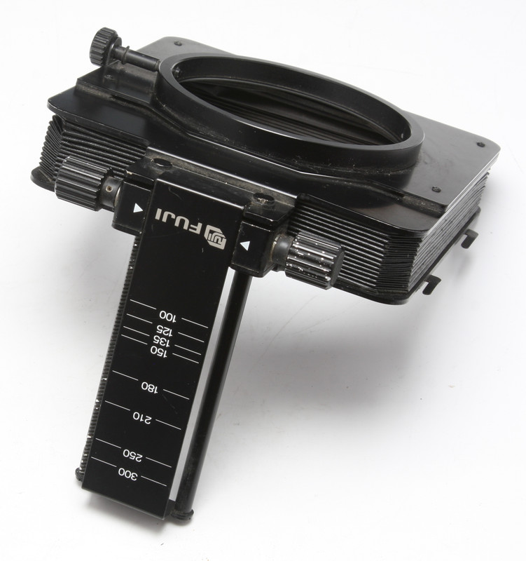 Fuji-GX680-Lens-Hood-82mm-A-03.jpg