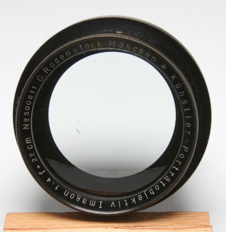 Rodenstock-Kunstler-Portratobjektiv-Imagon22cmf4-04.jpg