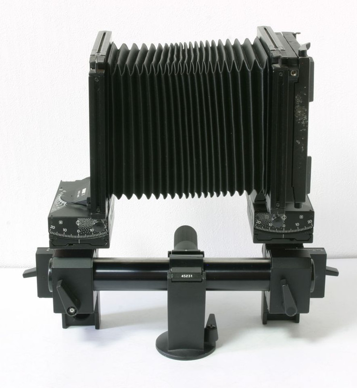 Sinar-XCamera-02.jpg