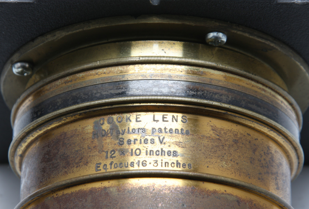 TTHCooke-Series-V12x10-Lens-01.jpg