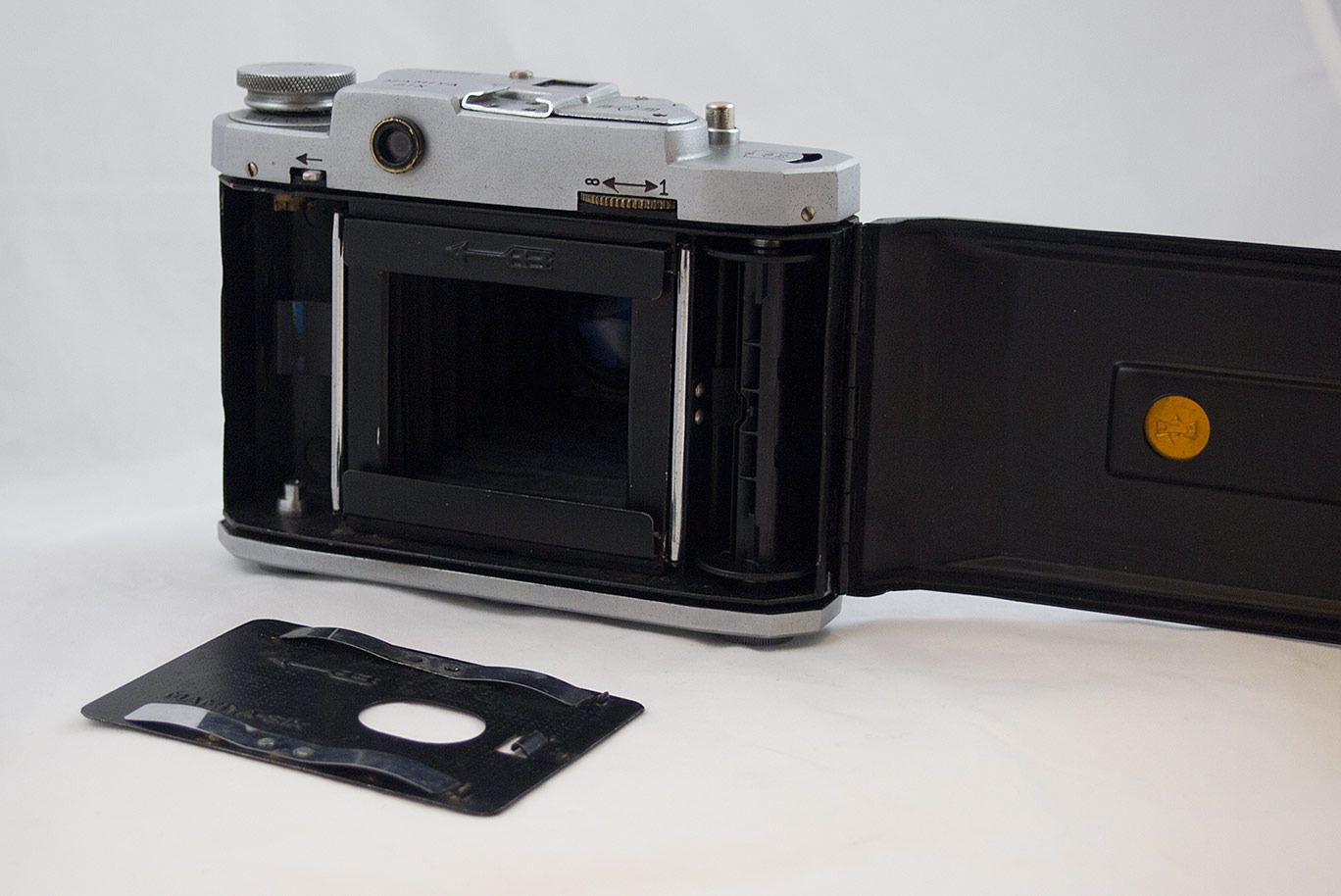 Mamiya-06.jpg