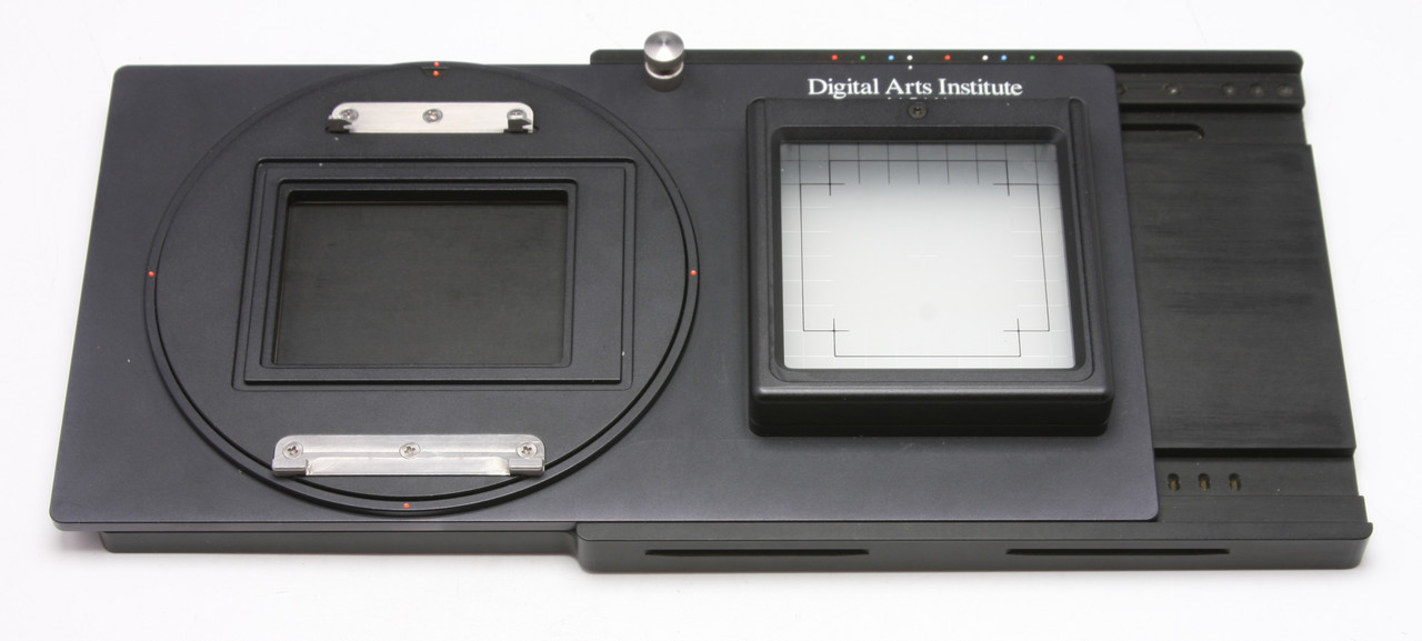 Digital-Arts-Institute-Graflok-Contax645-Revolving-Adapter-03.jpg