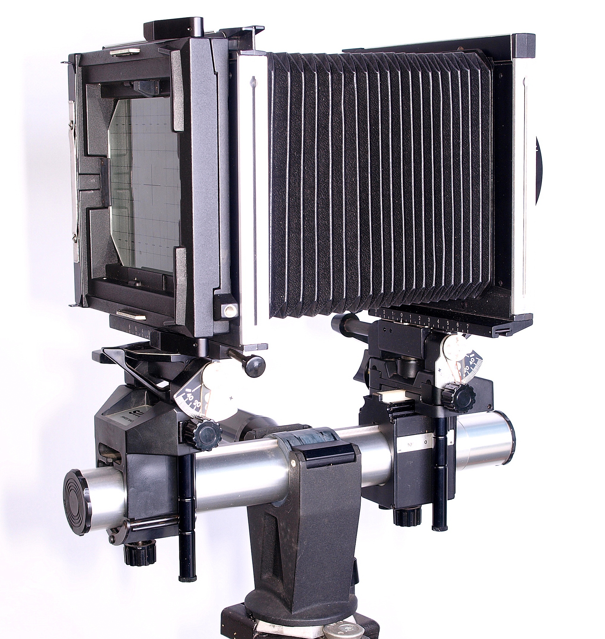 RV136585-1.jpg