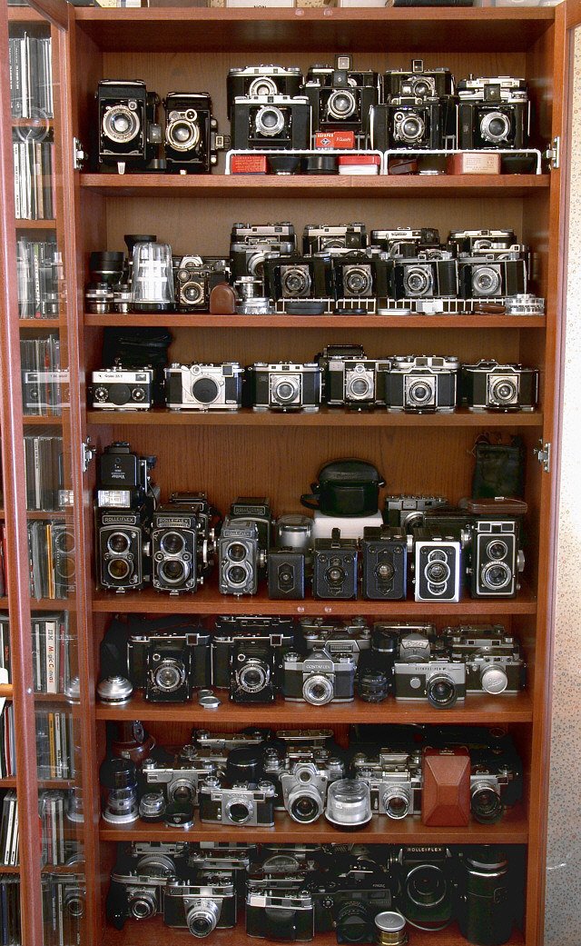 cabinet_640a.jpg
