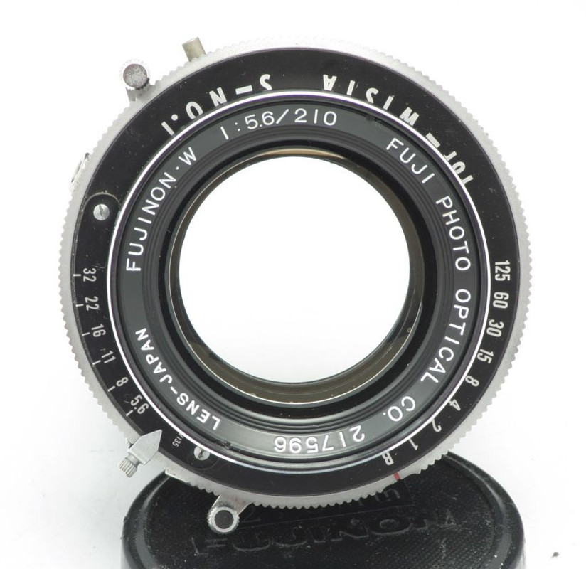 Fujinon-W210mmf5-6-Lens-03.jpg