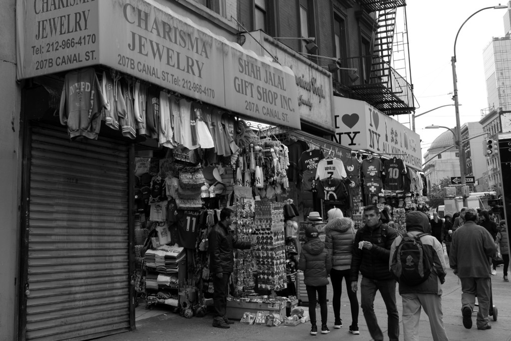 49547-street11018-l.jpg