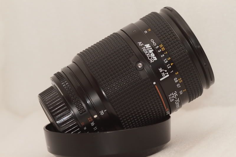 Nikon18.jpg