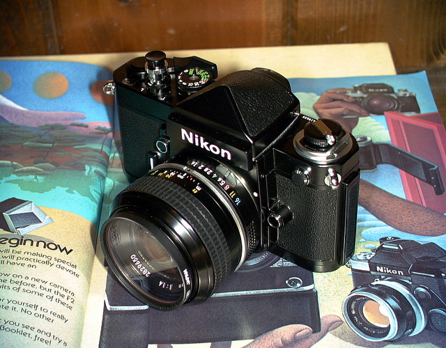 Nikon-F2-3.jpg
