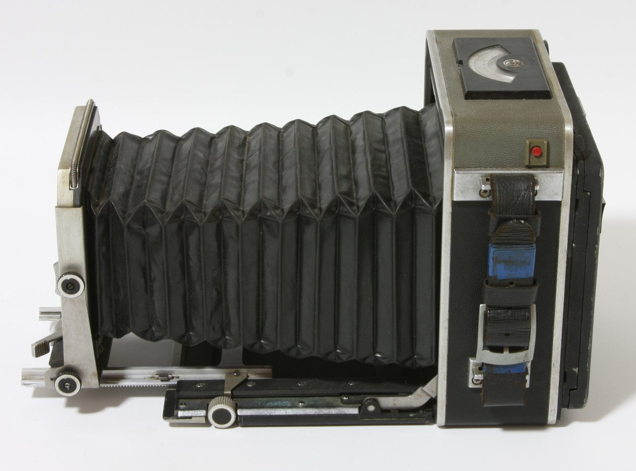 Graflex-Super-Graphic-4x5-Camera-03.jpg