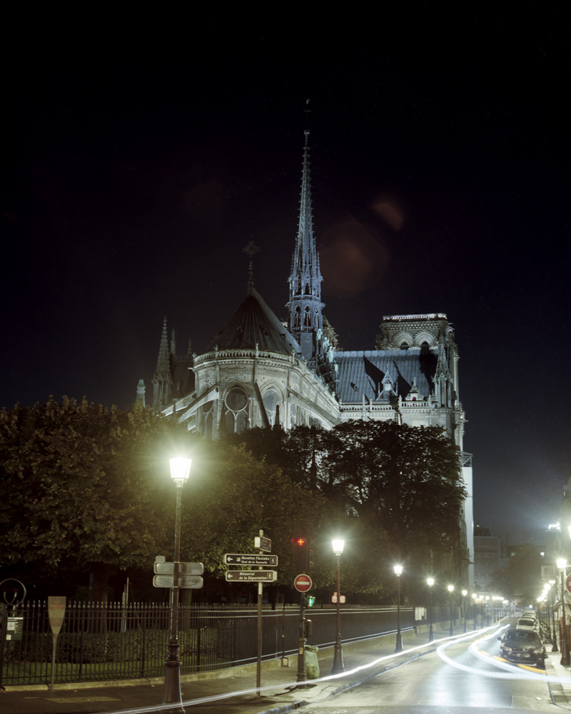 notredamerearnightparis.jpg