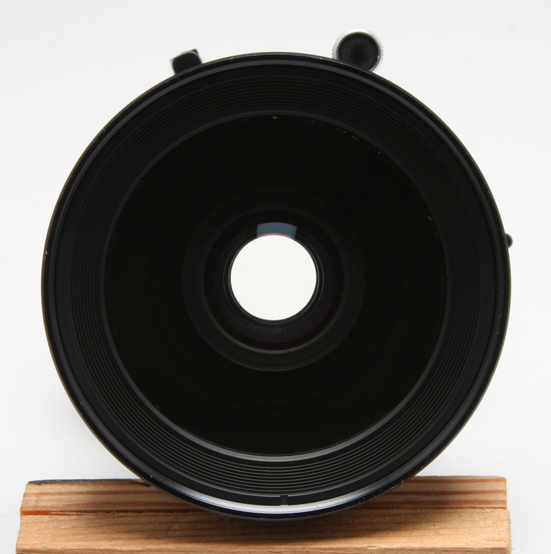 Schneider-Super-Angulon75mmf5-6-Lens-03.jpg