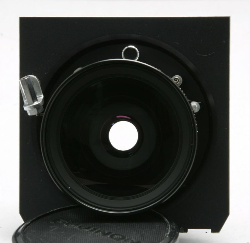 Fujinon-SWD75mmf5-6-Lens-03.jpg