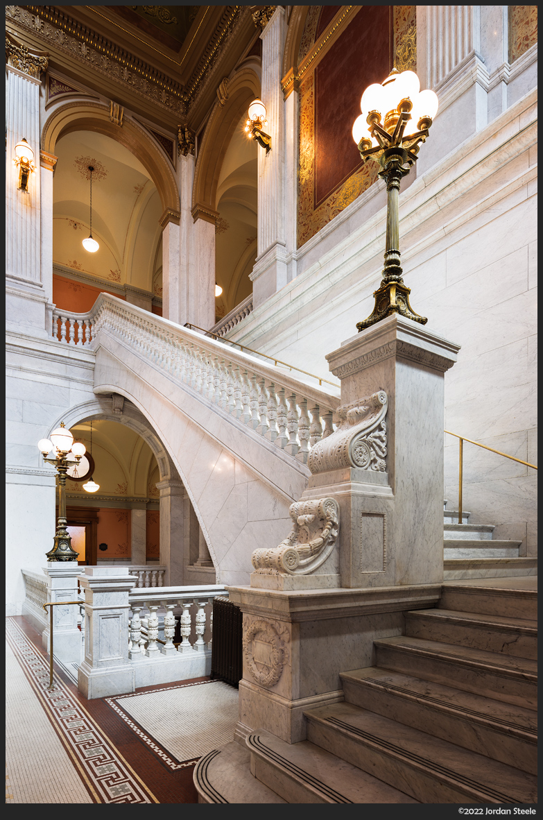statehouse_foyer_shift1.jpg