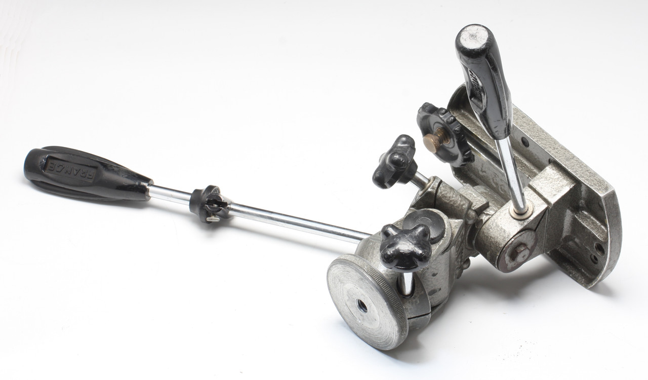 Gitzo522-1-Tripod-Head-03.jpg