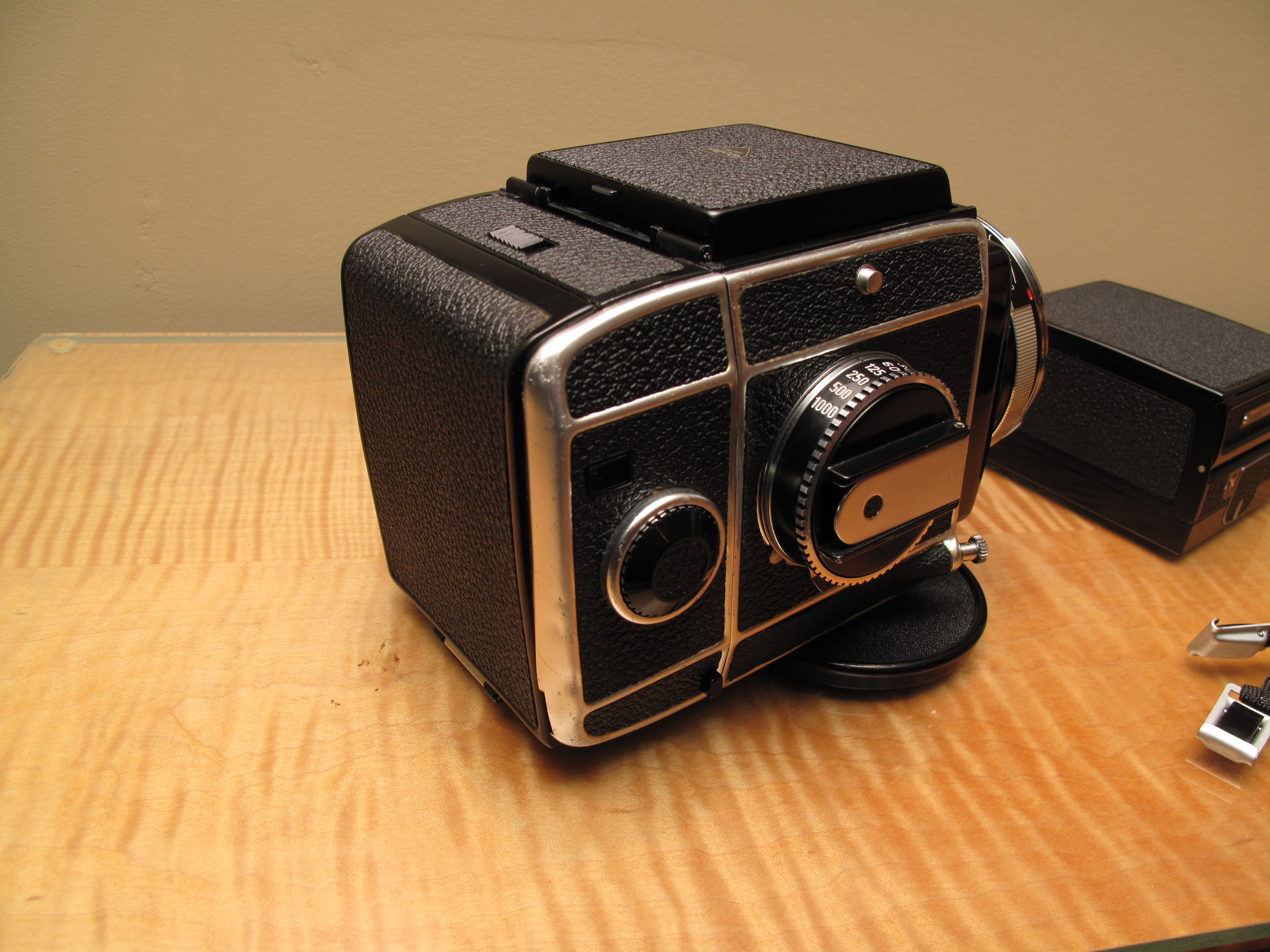 For Sale - FS: Rolleiflex SL66 system - body + 4 lenses + 2