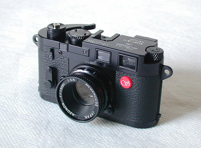 sharan_lecia_m3_black.jpg