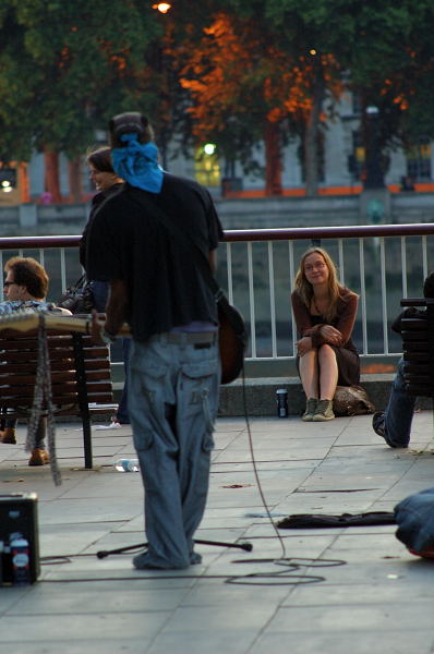buskerandgirl.jpg
