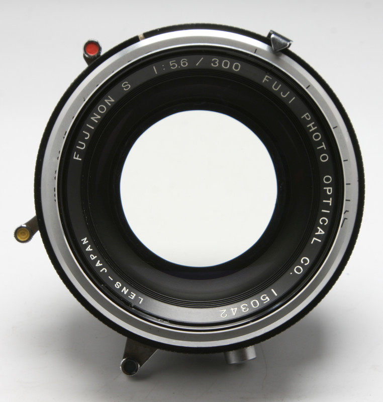Fujinon-S300mmf5-6-Lens-03.jpg