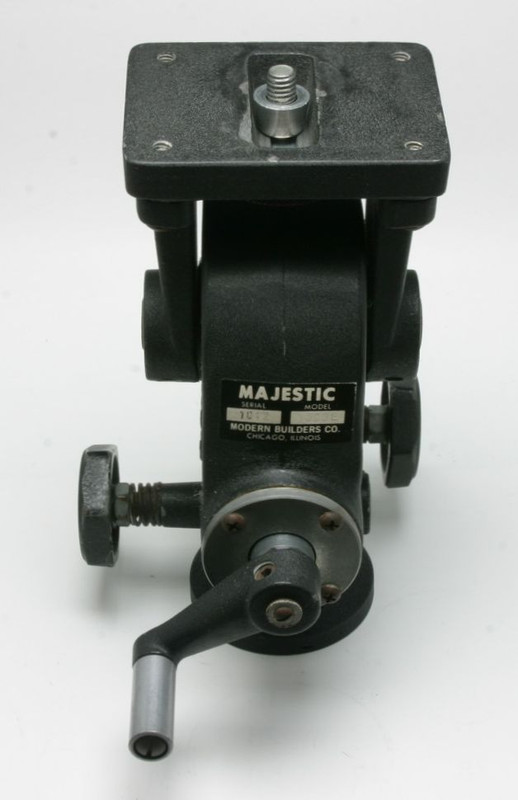 Majestic-Tripod-Head1000-E-01.jpg