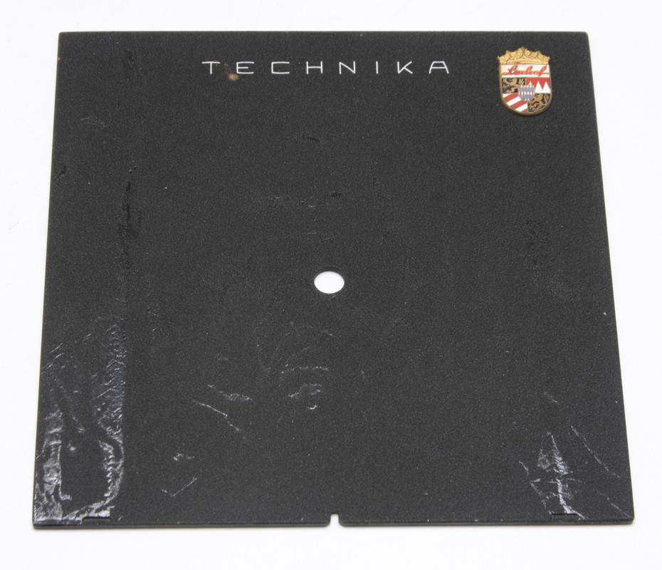 Linhof-Technika5x7-Lens-Board-01.jpg