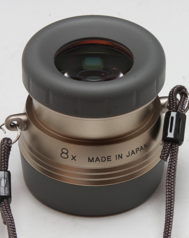 Nikon8-XLoupe-02.jpg