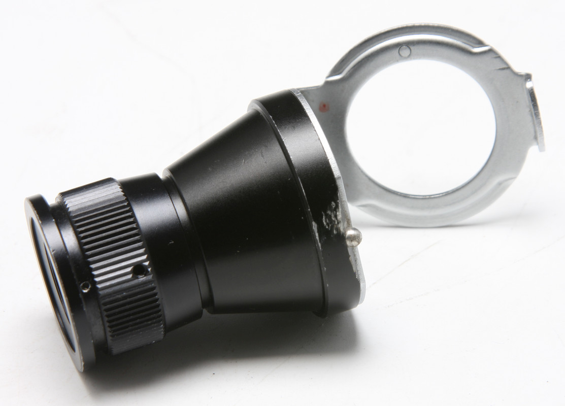 Pentax67-Magnifier-06.jpg